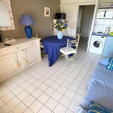 Apartment T2 A 200m Des Plages Et Commerces Avec Piscine, Tennis Et Parking Privatif - Fr-1-316-293 Six-Fours-les-Plages