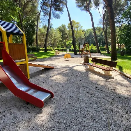 Apartment T2 A 200m Des Plages Et Commerces Avec Piscine, Tennis Et Parking Privatif - Fr-1-316-293 *